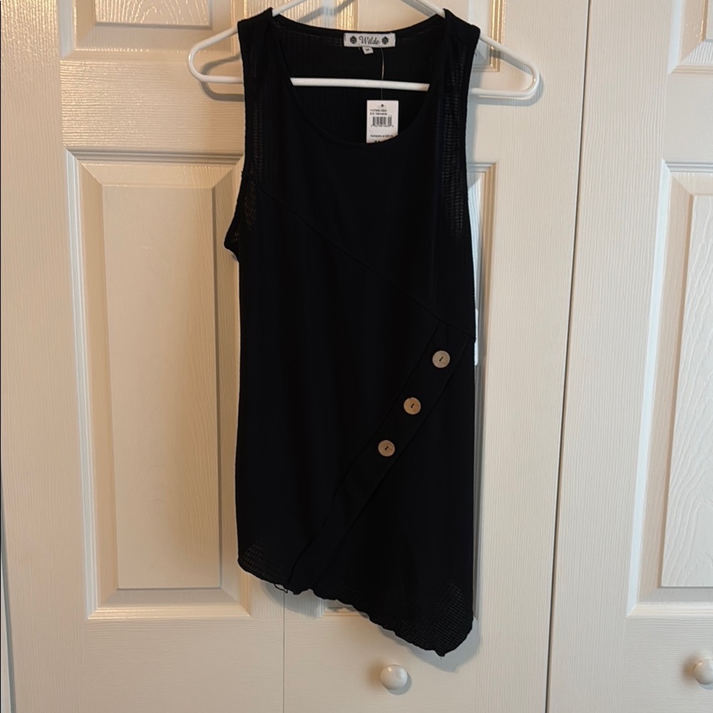 Woman’s Wilde Brand Black Sleeveless Top.